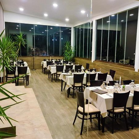 Hotel Orbita Шумен Экстерьер фото