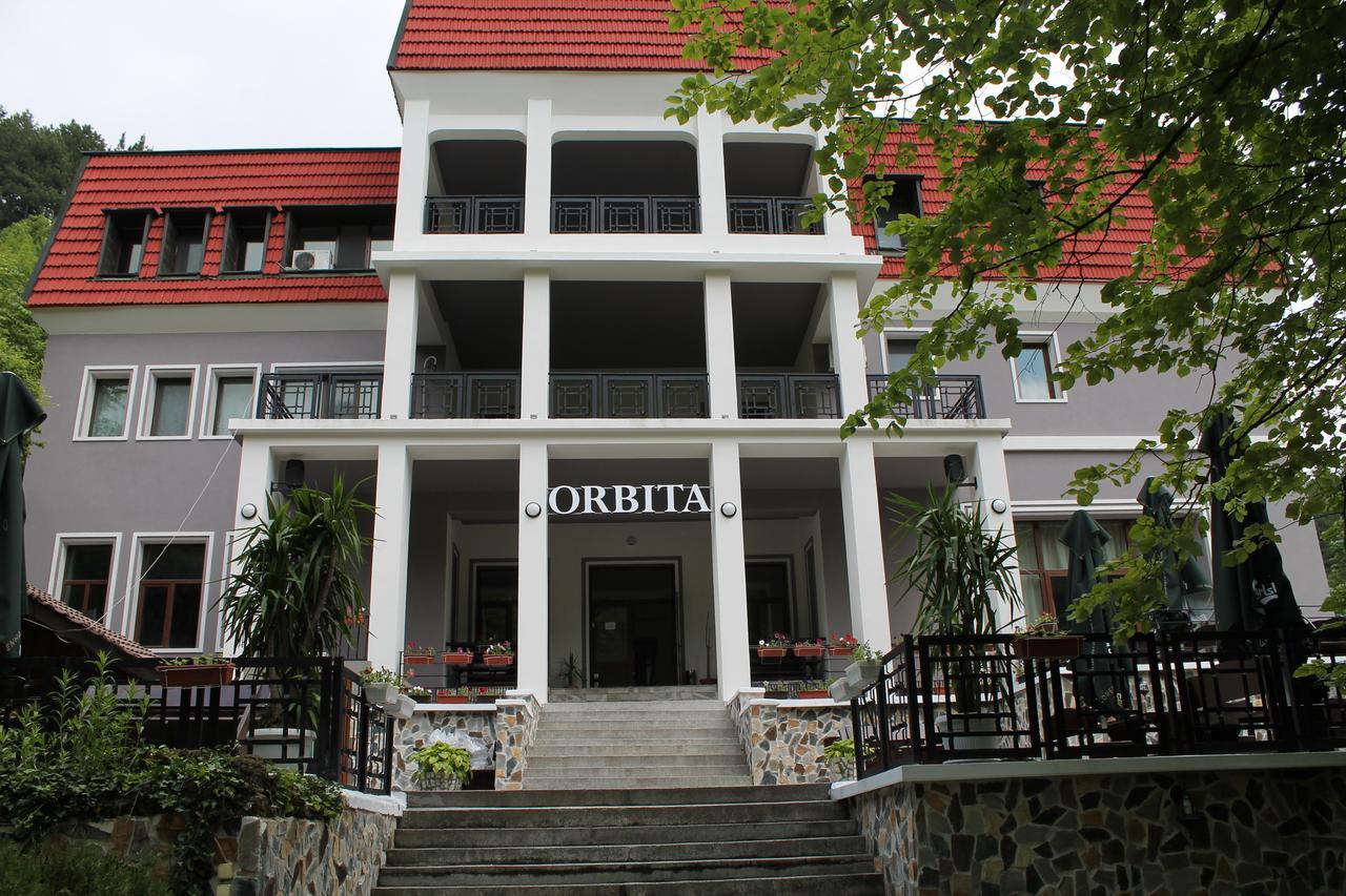 Hotel Orbita Шумен Экстерьер фото