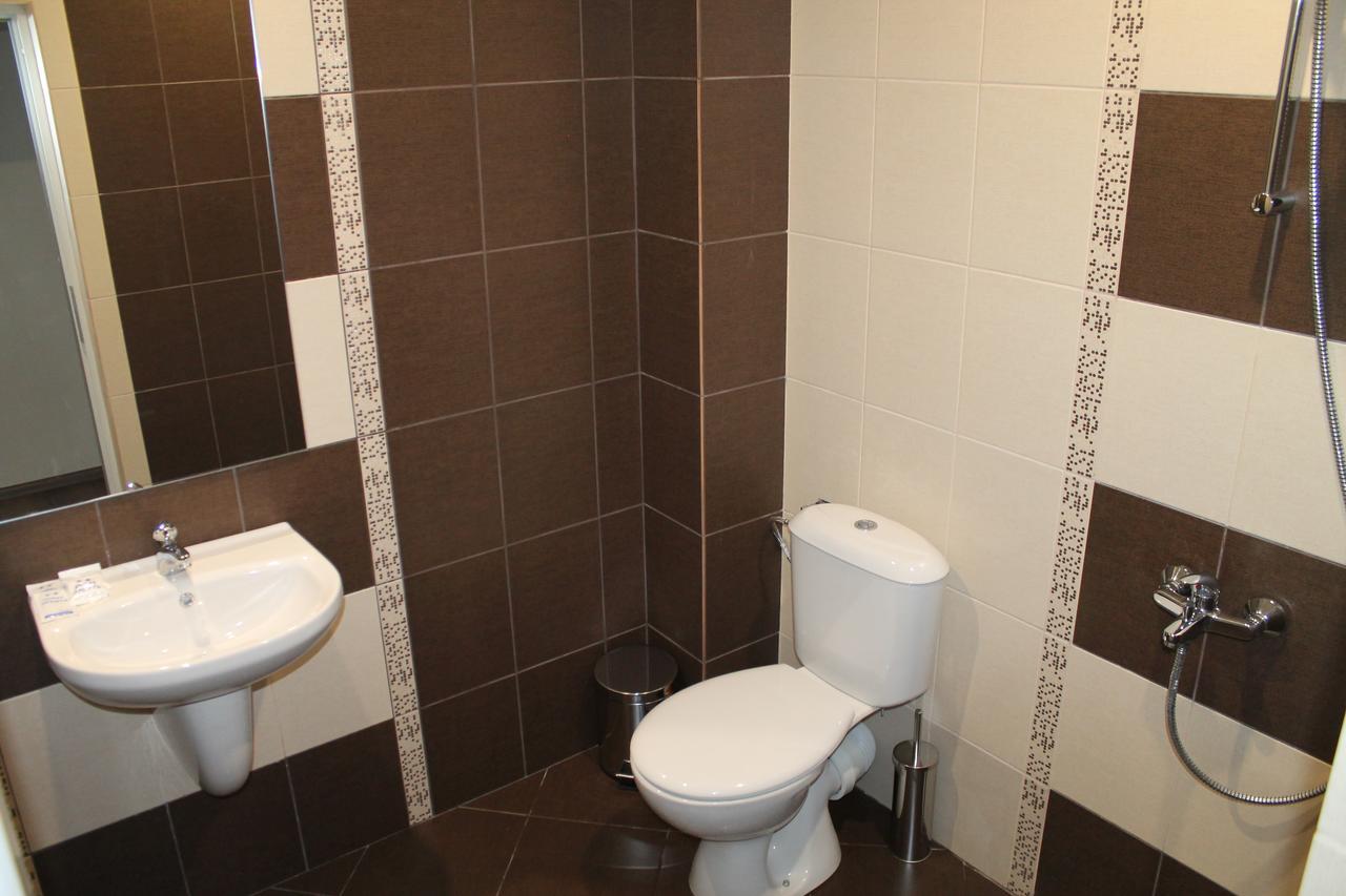 Hotel Orbita Шумен Экстерьер фото