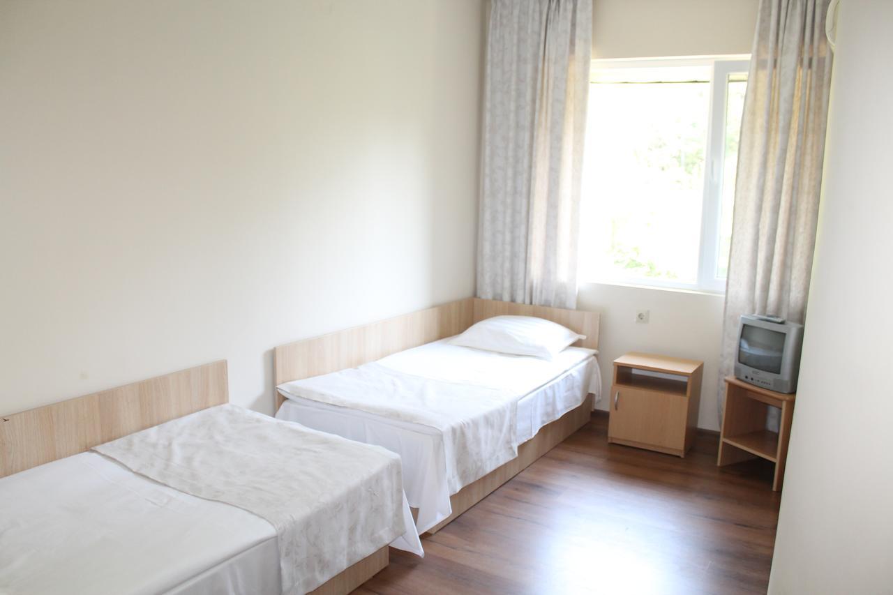 Hotel Orbita Шумен Экстерьер фото