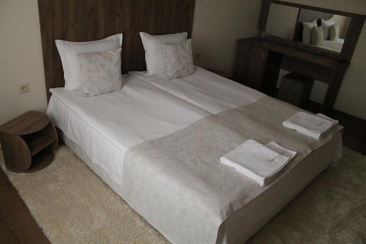 Hotel Orbita Шумен Экстерьер фото
